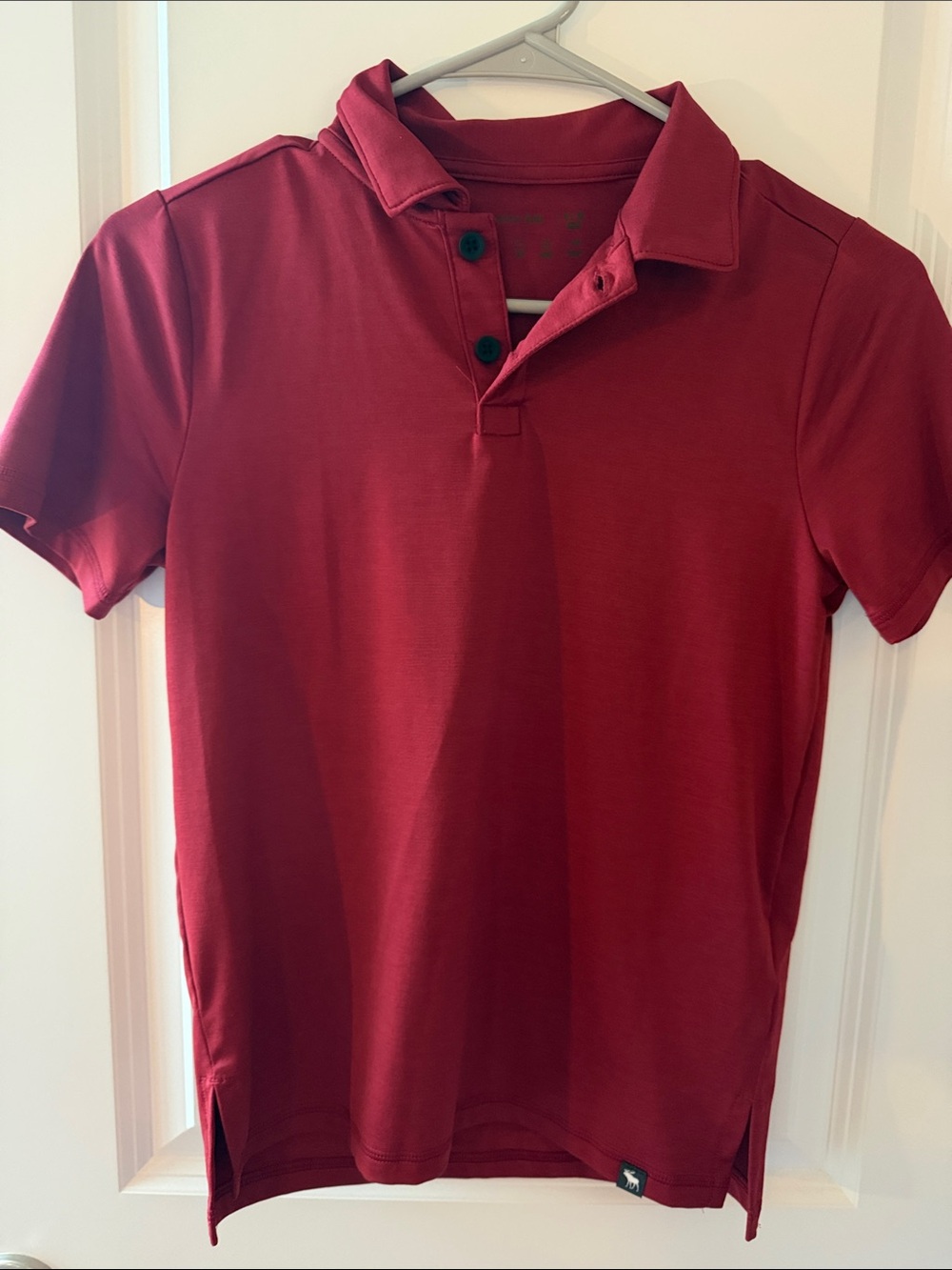 Abercrombie boys Red Polo Shirt size 9/10 like new.